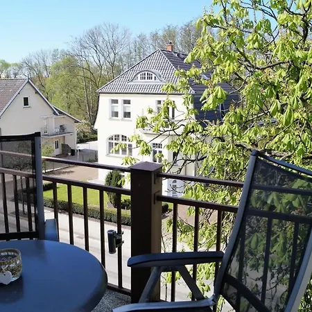 Hochwertige Mit 2 Fahrraedern, Balkon, Ebenerdiger Dusche Feriehus *