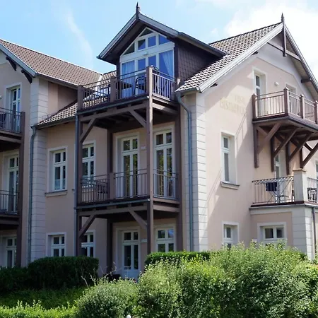 Hochwertige Mit 2 Fahrraedern, Balkon, Ebenerdiger Dusche Feriehus